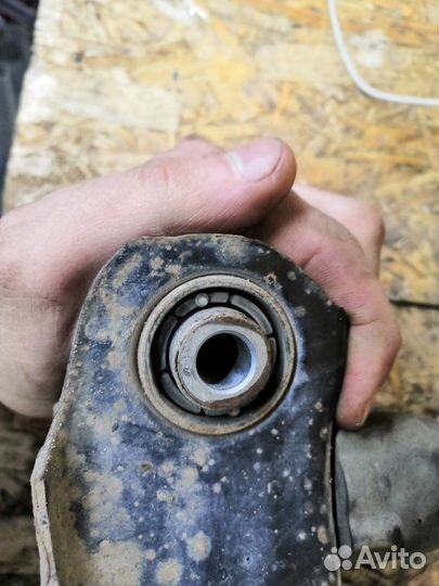 Рычаг задний нижний Форд Фокус 3