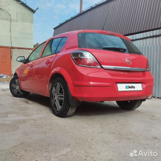 Opel Astra 1.8 AT, 2010, 273 600 км