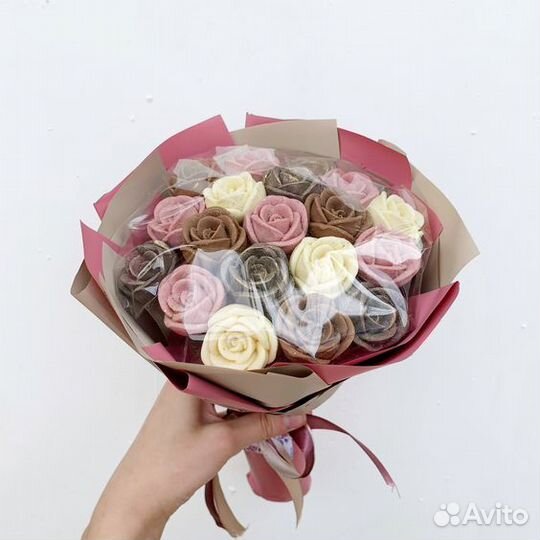 Букет из шоколадных чайных роз