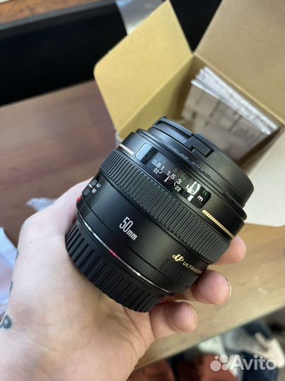 Объектив Canon EF 50mm F/1.4 USM