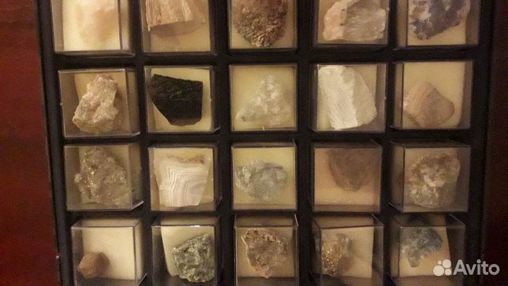 Минералы Сокровища земли (журналы и камни)