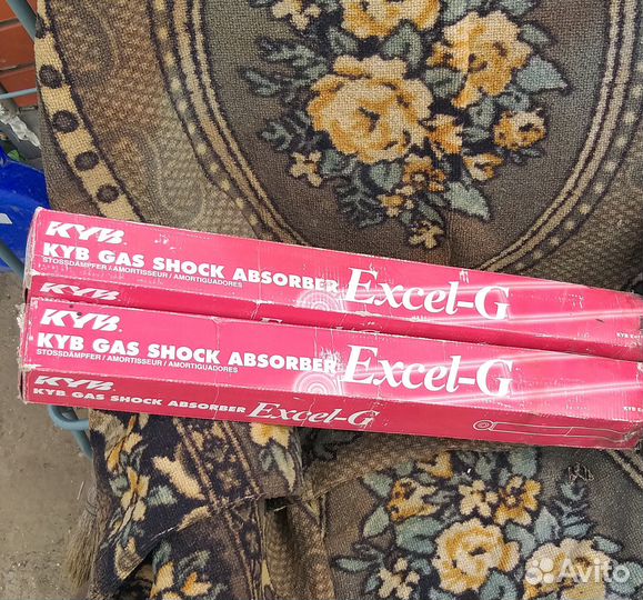 Амортизаторы задней подвески Kayaba для Passat B6