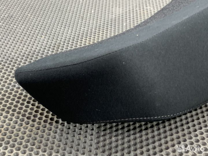 Правая вставка заднего кресла Mazda 6 GL