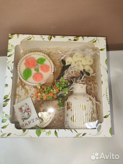 Подарочные боксы к 8 марта