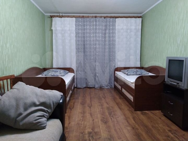 2-к. квартира, 65 м², 2/5 эт.