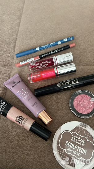 Набор косметики пакетом