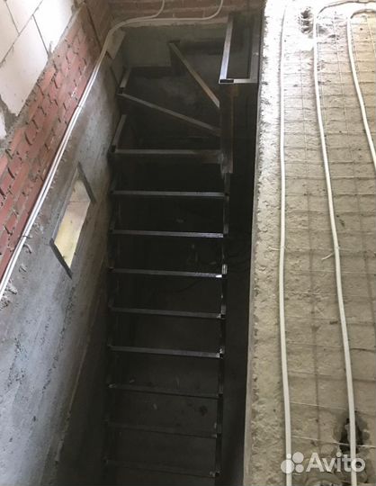 Каркас из метала Лестницы в Коттедж