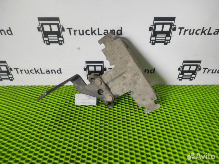 Кронштейн воздушных трубок правый Volvo Fh 4