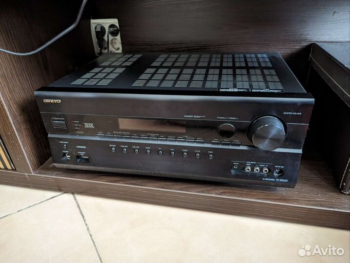 Av-ресивер Onkyo tx-sr608