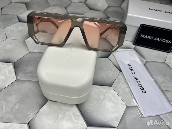 Очки Marc jacobs солнцезащитные