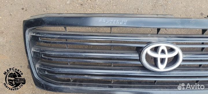 Решётка радиатора Toyota Land Cruiser 100