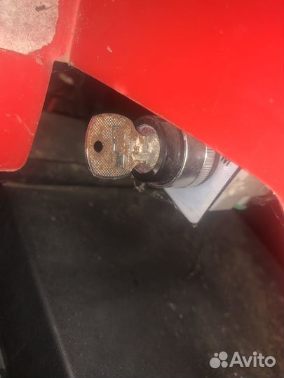 Детский электрический квадроцикл.модель незнаю