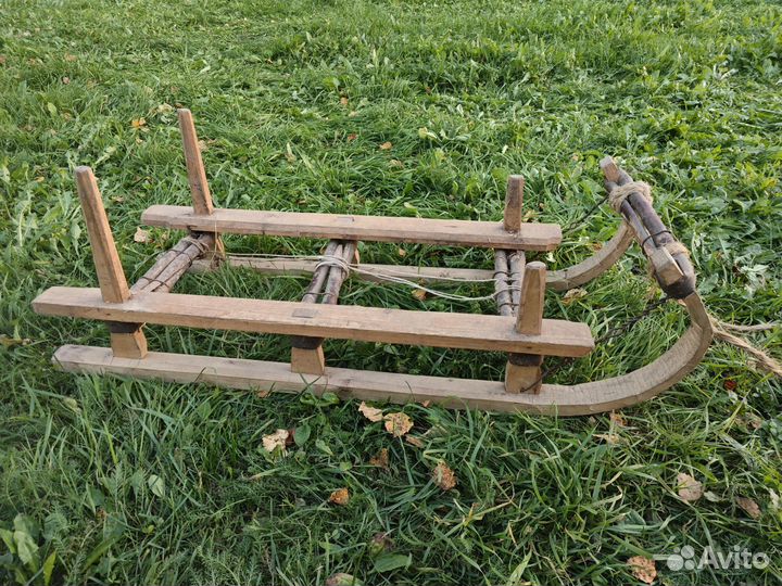 Санки старинные