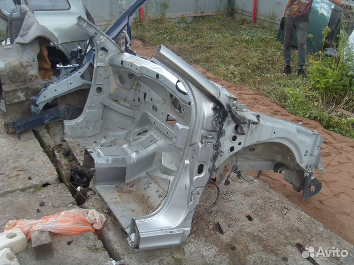 Передняя часть кузова Citroen C5 04-08