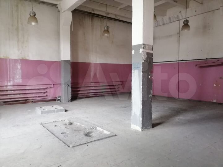 Производство, 5300 м²