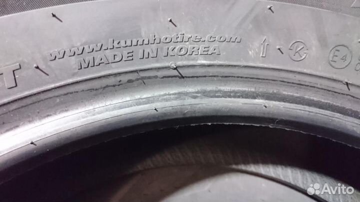 Kumho WinterCraft Ice Wi32 205/65 R15 99T