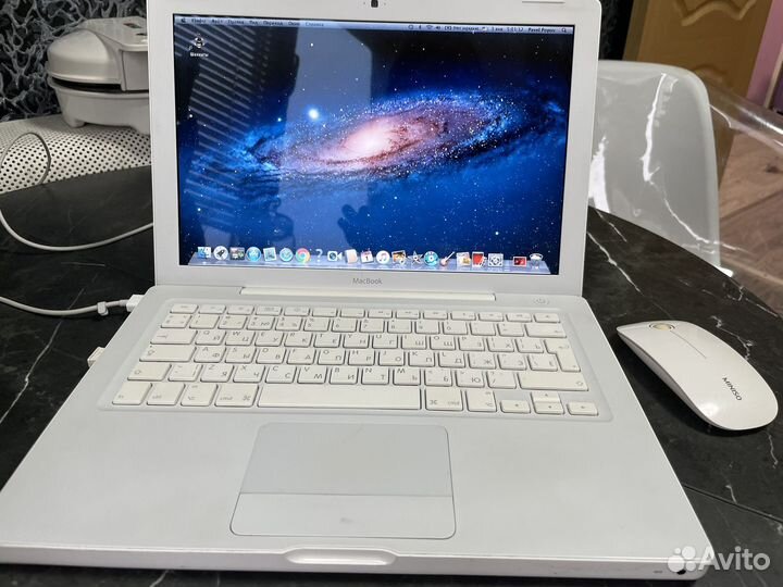 Macbook 2008 год