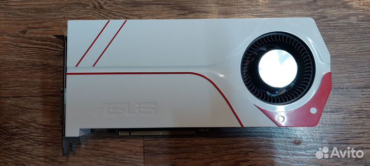 Игровая видеокарта asus