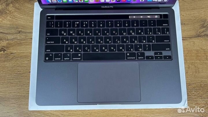 MacBook Pro 13 M1 8/512 новый