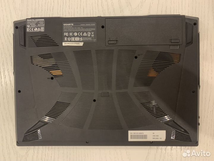 Ноутбук gigabyte g5