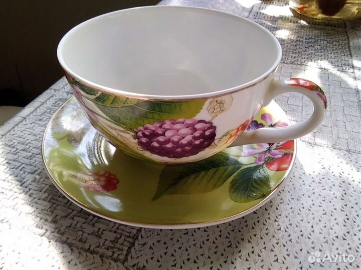 Чашка с блюдцем Ежевика