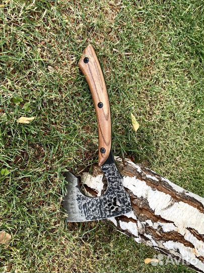 Топор Литой