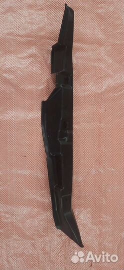 Накладка переднего крыла правого Suzuki Splash