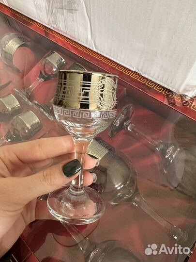 Набор бокалов