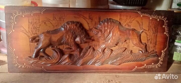 Панно из дерева