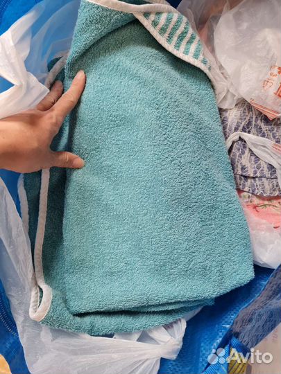 Детские 86 размера и женские 42 размера вещи