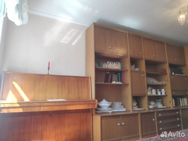Пианино Красный октябрь