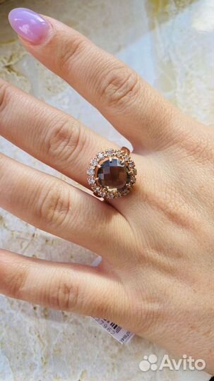 Кольцо с топазом