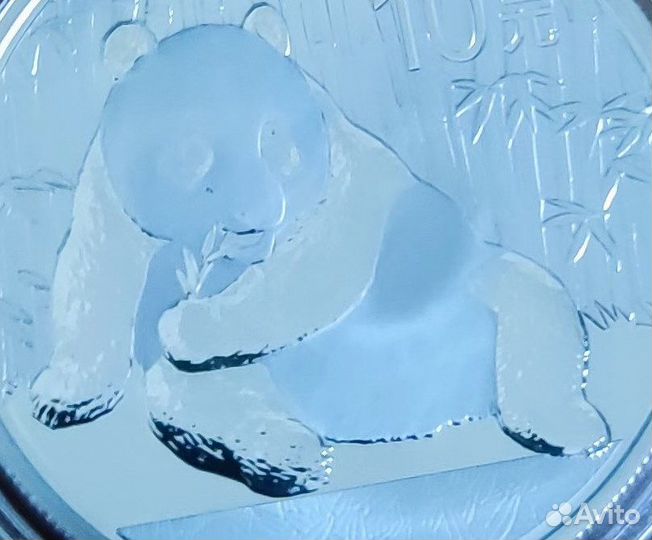 Серебряная монета Китай панда