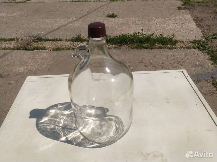Бутылкь стеклянная 20 литров