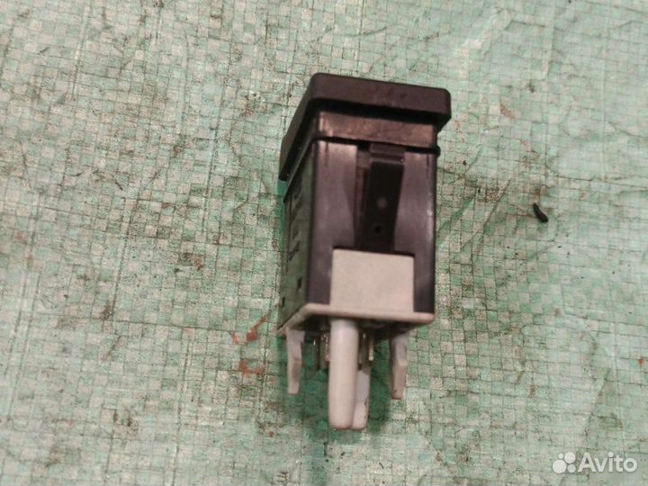 Кнопка корректора фар Audi 80 B4