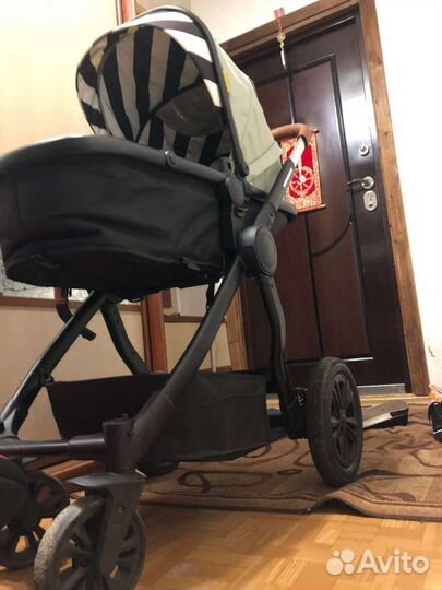 Коляска 2 в 1 mommer