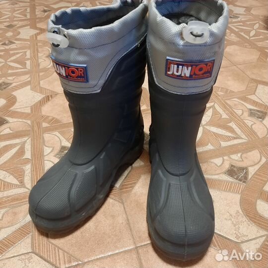 Демисезонные ботинки и сноубутсы