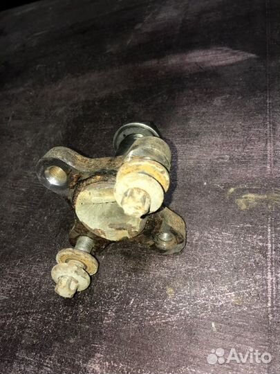 Цапфа задняя Nissan Almera G15 K4M 2014