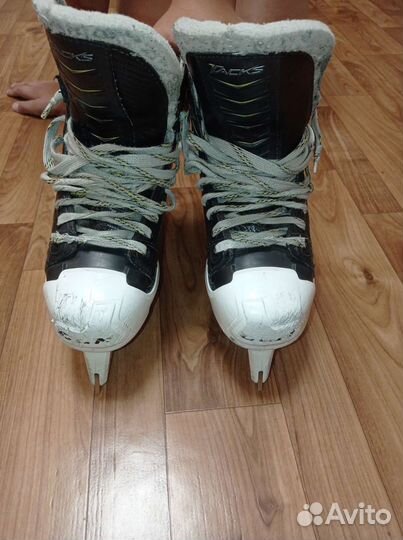 Коньки вратарские CCM 4092