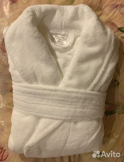 Халат махровый белый