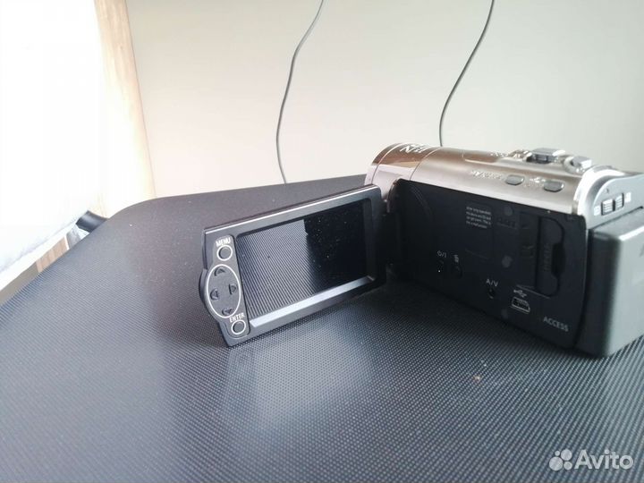 Видеокамера panasonic hc-v10