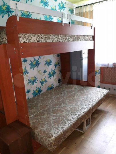 Комната 11 м² в 1-к., 1/2 эт.