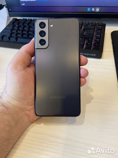 Samsung Galaxy S21, 8/128 ГБ