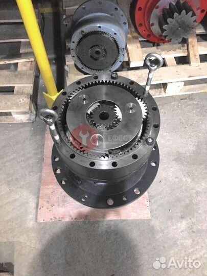 Редуктор поворота CAT 325D