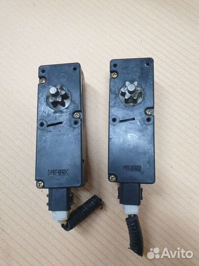 Моторчик кнопки регулировки сиденья Toyota Lexus