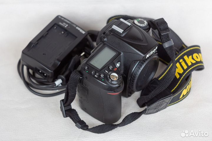 Фотоаппарат Nikon D90 body