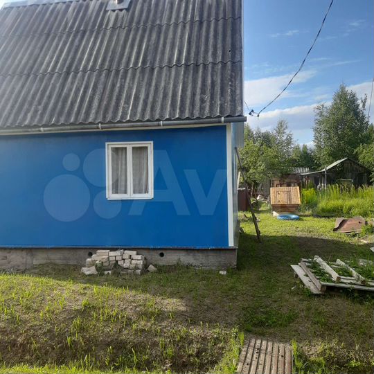 Дом 56 м² на участке 9 сот.