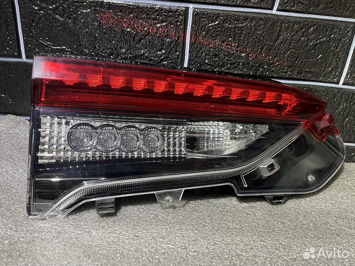 Фонарь задний левый Toyota RAV-4 8159142060