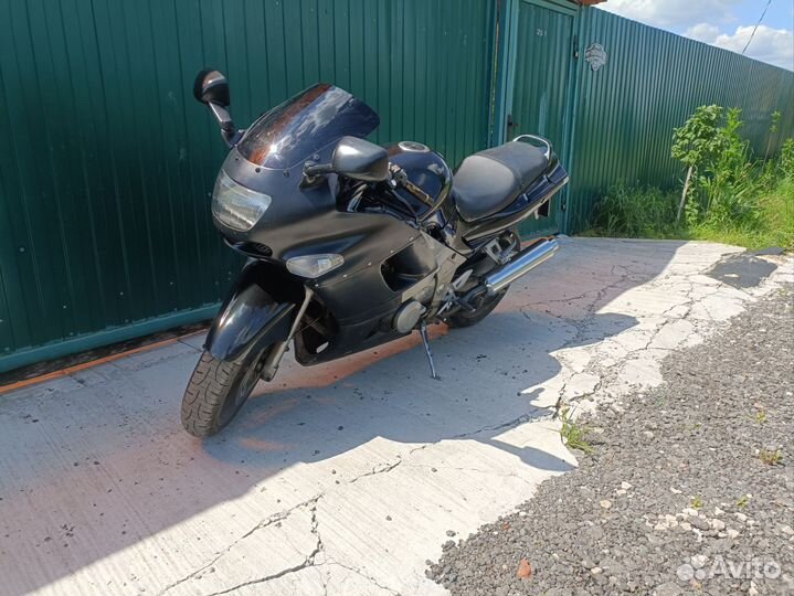 Кавасаки ззр 400-2