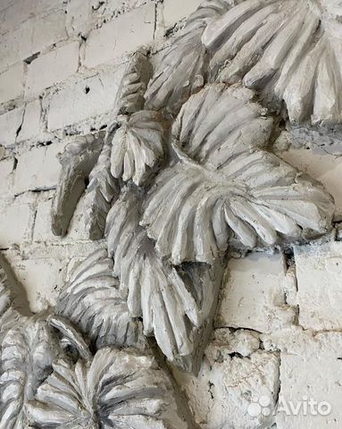 Барельеф, Скульптура в Омске